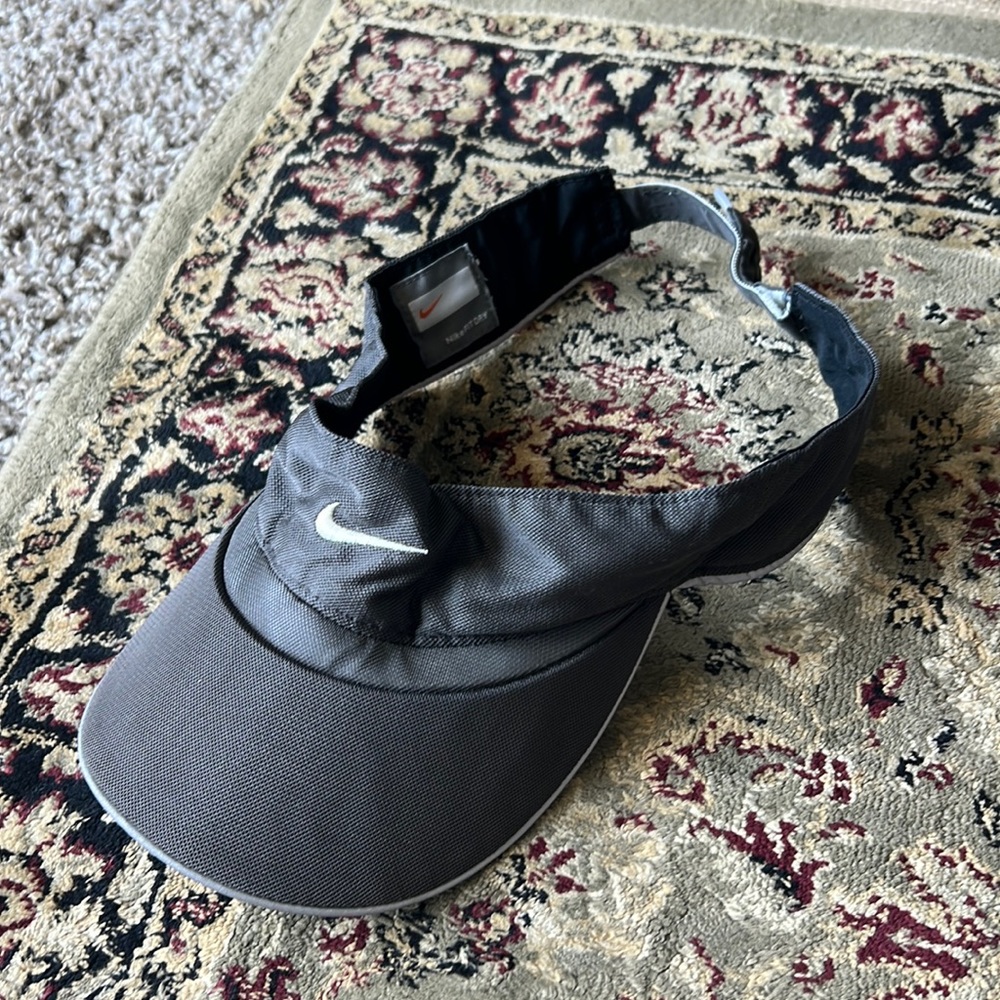 Nike Visor